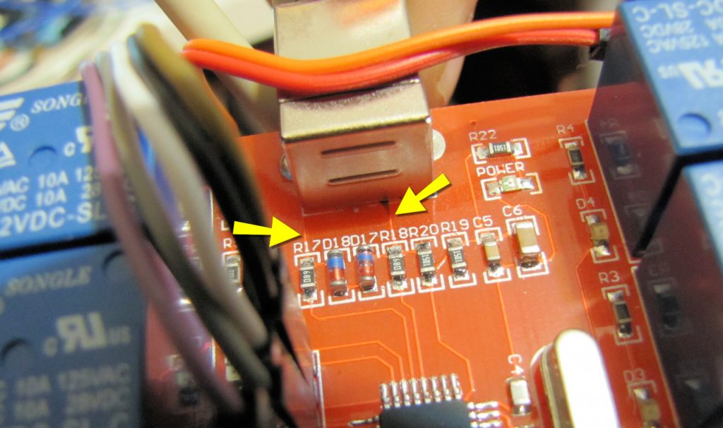 Data-line traces from the USB jack to the MCU