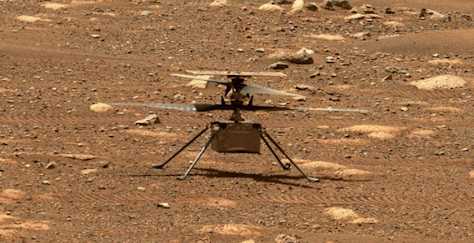 המסוק Ingenuity על אדמת מאדים (מקור: NASA)